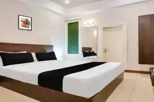 Hotel O New Aatish Market Metro Station, Jaipur