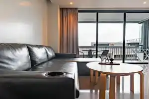 Chic 2BR Loft near Nai Harn Beach A406 Apartments, Chalong