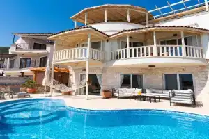 Villa Haziran, Kalkan
