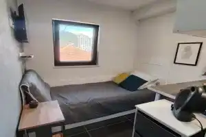 Compact Apartments for Solo Travelers, Igalo