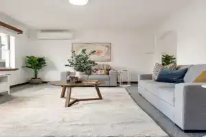 Central Cosy Townhouse and Parking, Launceston