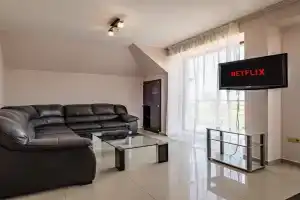 Luxury 2 bedroom apartment with sea view, Saints Constantine and Helena