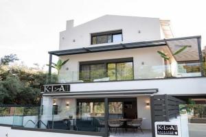KLA SUITES by PROJECT 86 IKE, Nikiana