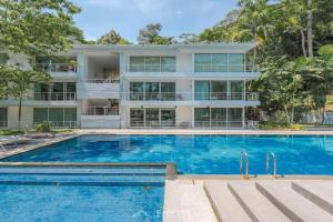 Cozy Retreat Near Beach and Pools Apartments, Bang Tao