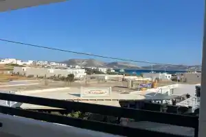 Therõs House, Koufonisia