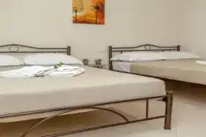 Theros rooms, Asprovalta