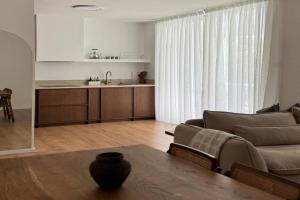 Themelio Living 2-Bed Apartment City Centre, Nicosia