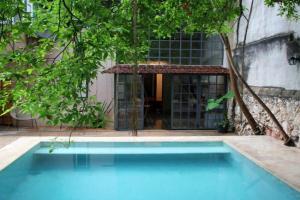 Oasis with natural pool in the heart of Villa, Merida