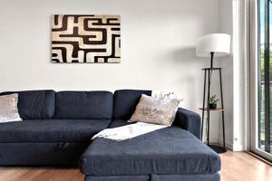 W322 Cozy Luxury 1Bedroom Condo In Downtown, Minutes From Convention Center & US Bank Arena, Minneapolis
