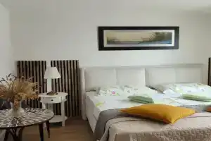 Apartments Miro - Front Row Sea View, Lokva Rogoznica