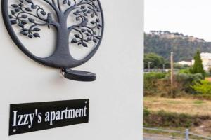 Izzy's apartment, Nafpaktos