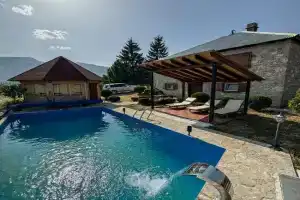 The Fairy Valley Villa Boutique, Pluzine