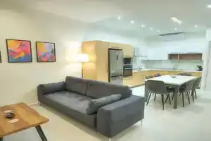 Britannia Suites, 2bedrooms flat, city view JCAS1, Valetta