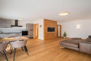 735 Apartment Julia I Villa Ehrenburg, Merano