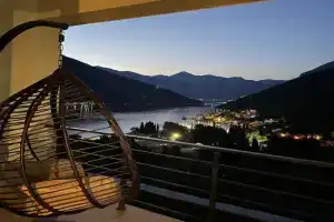 HiL's Bay View Apartments, Lepetane