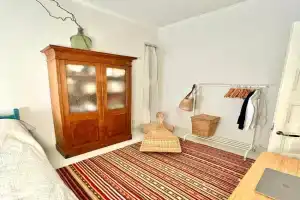 Cozy Top-Floor Studio in Trendy Punavuori, Quiet & Central, Helsinki