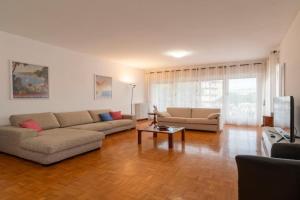 Portofino Spacious Apartment - AC - City Center, Rapallo