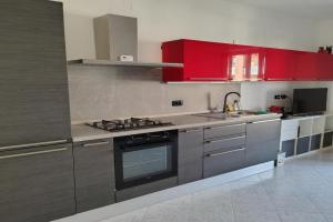 Casa Irene, in centro zona tranquilla e vicino alle spiagge, Albenga