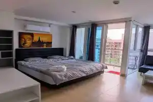 Centara Residence Condo Beach 8th floor Apartments, Pattaya