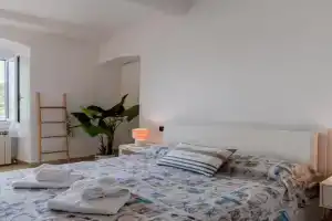 GuestHost - La Casa sulla Calata, Portovenere