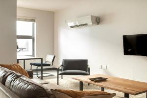 Deer District Studio Apt - One Block from Fiserv and Baird, Milwaukee