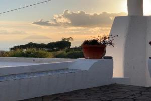 House La Pennata - sea view, Malfa