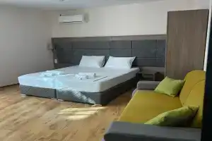 Sudio Diksan Apartments, Pomorie