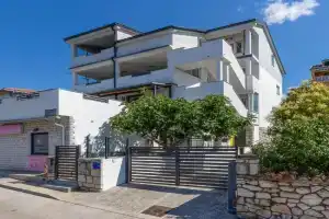 1 Bedroom Stunning Home In, Crikvenica