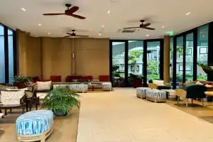 Poolside Paradise, Nice pool view Apartments, Kathu