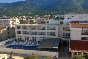 NINN Apartmani, Sutomore