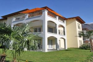 Casa La Brima by HolAp SA, Ascona