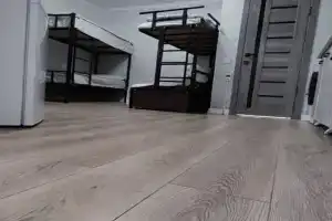 TsT Almaty Issykul Apartments, Basteri