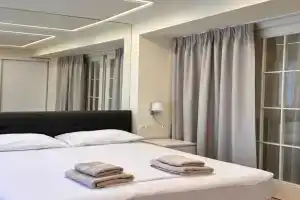 Elea Verde Blu Apt Apartments, Barbati
