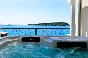 Amazing beach villa Becir stay - near Dubrovnik, Molonta