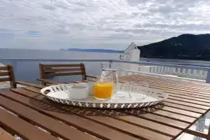 Casa Bianca, Skopelos Town
