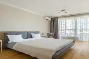 NA VIDALENNYa!18-90B in RC Kvartet, Vasyl Lypkivskyi Street 16B,Petrovdom Apartments, Kiev