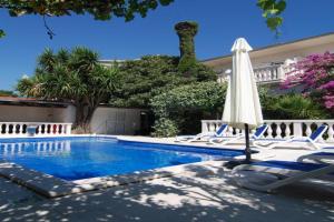 Villa Artpalathos, Kastel Stari