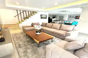 Zensiri Stylish Brand New Pool Villa, Pattaya