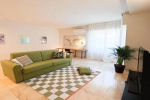 Borgo Design Apartment by the sea, Civitavecchia