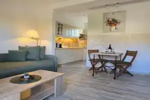 Ema Apartment, Tivat