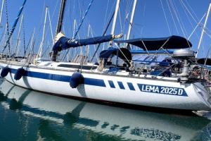 Notte in barca tra gioia e relax cullati dal mare Hotel, Civitavecchia