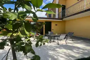 Casa Elisa, Torri del Benaco