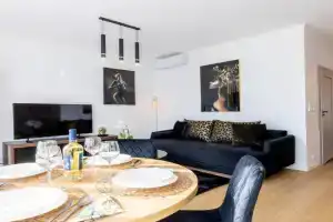 Apartament Holiday - Black Alice z balkonem i klimatyzacją, Ustka