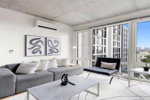 Brand New 4BR Apartment in Heart of, Chicago