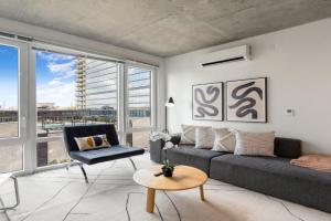 4BR Corporate Suite Central and Modern Hotel, Chicago