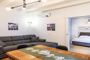 ht maison montenero Apartments, Monza