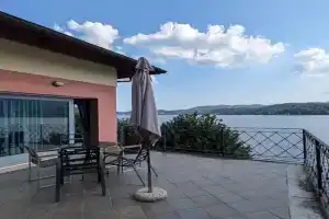Appartamento 5 Terre Apartments, Orta San Giulio