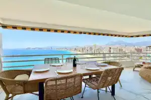 Luxury Frontline Apartment Levante, Benidorm