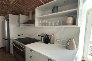 Ellie Apartments, Imperia
