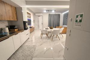 Alex Home Apartments, Patras